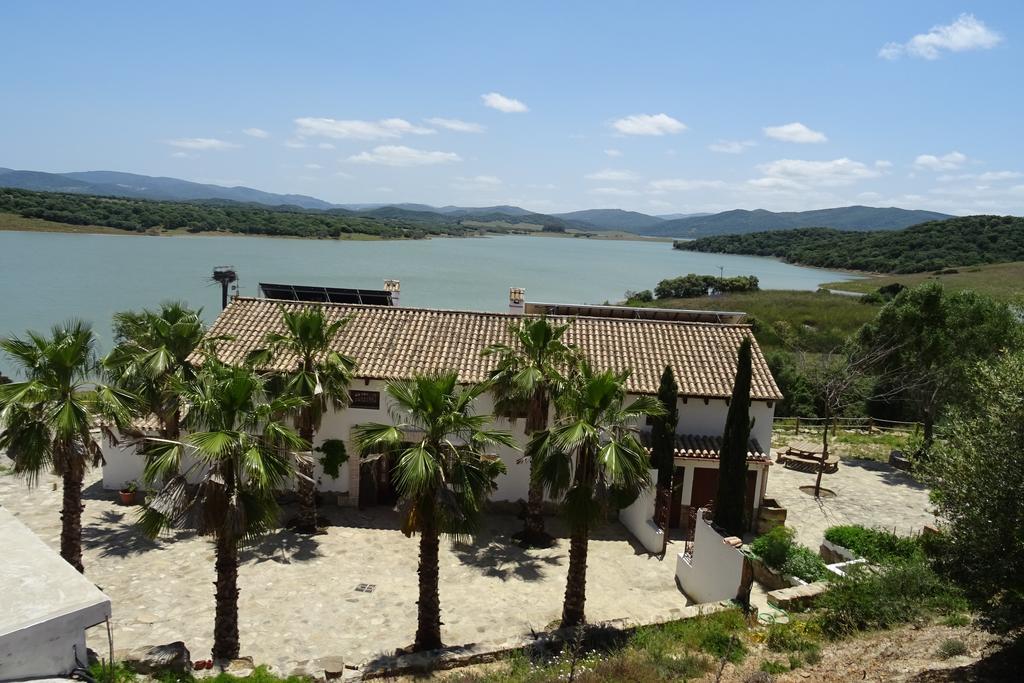 Las Lomillas Reserva Ecologica Alcalá de los Gazules Exterior photo