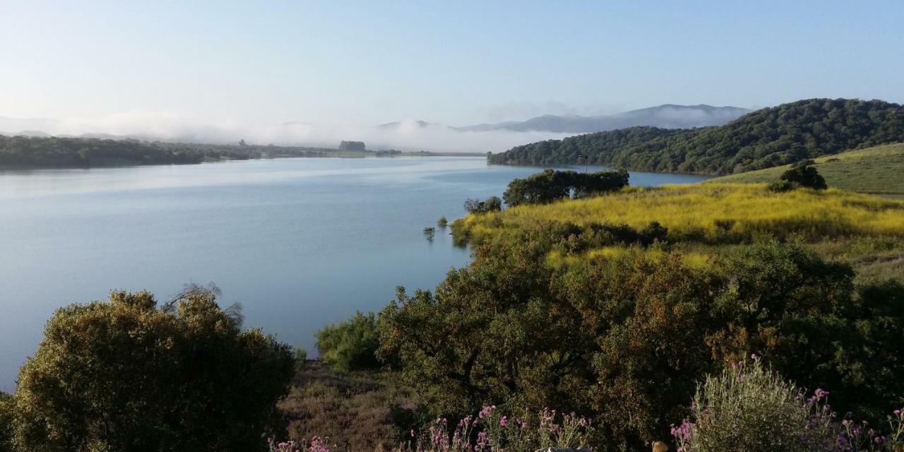Las Lomillas Reserva Ecologica Alcalá de los Gazules Exterior photo