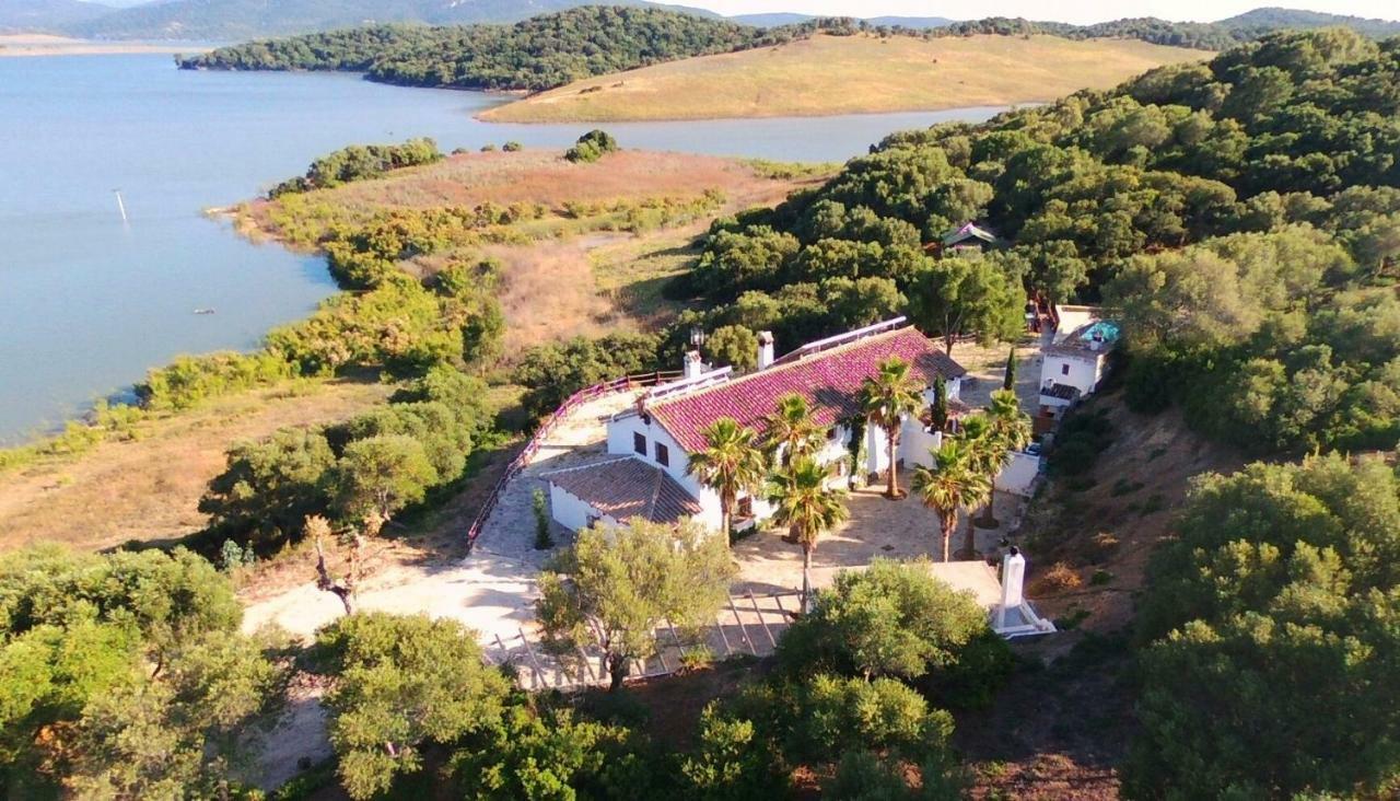 Las Lomillas Reserva Ecologica Alcalá de los Gazules Exterior photo